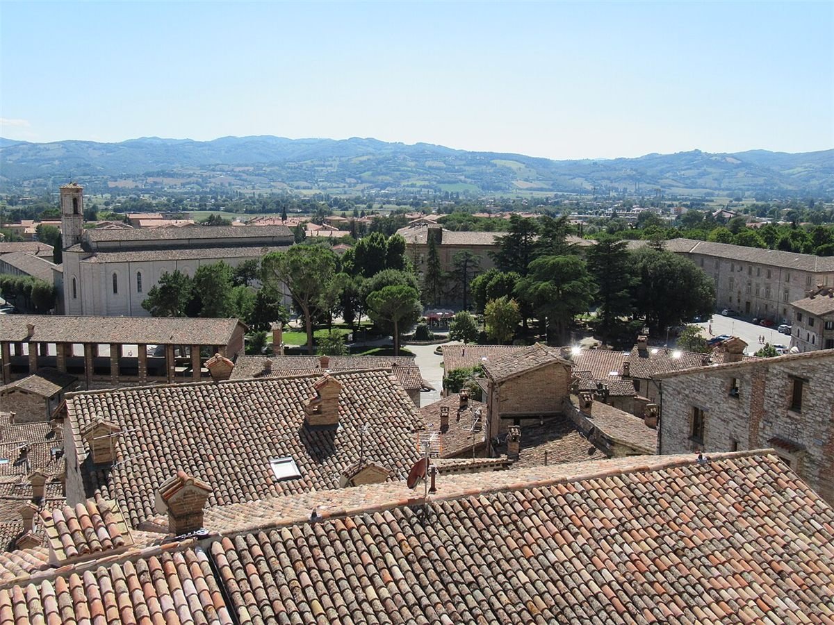 Piazza 40 Martiri a Gubbio